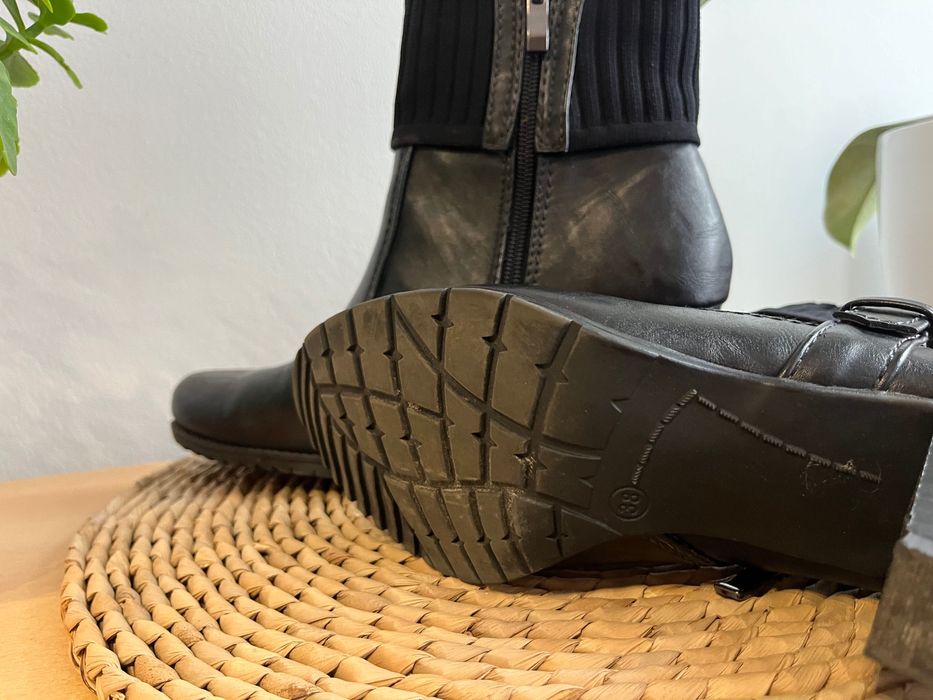 Jesienne botki na niskim obcasie