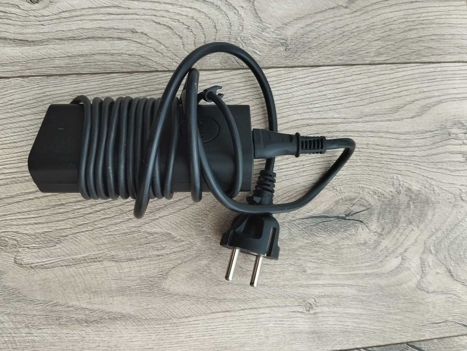 Komputer Laptop Dell Latitude 5420 I5 ram 16GB dysk 256 Windows 10 Pro