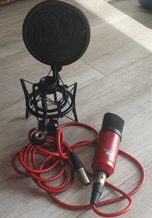 Focusrite Scarlett Studio CM25 – mikrofon studyjny pojemnościowy
