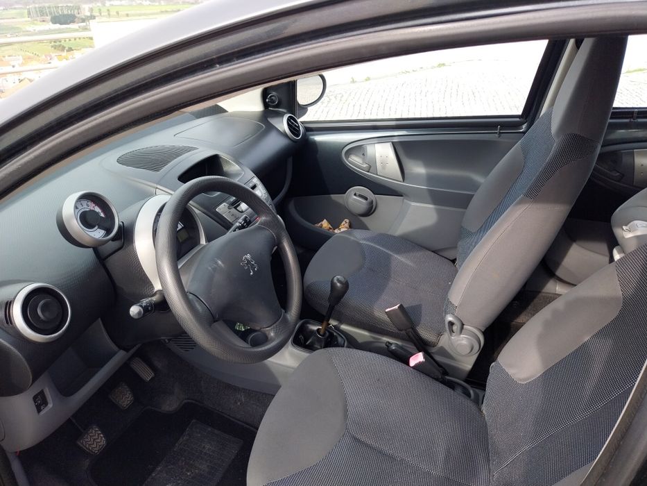 Peugeot 107 gasolina selo barato