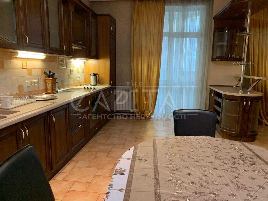 Оренда квартири Павлівська Центр є паркомісце СВІТЛО НЕ ВИМИКАЮТЬ