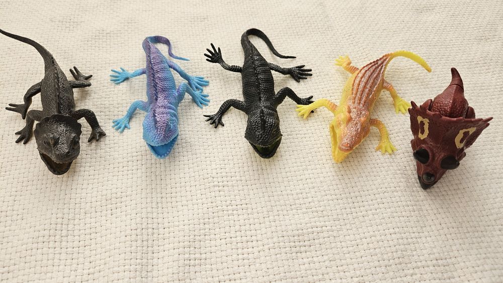 Gady jaszczurki dinozaur