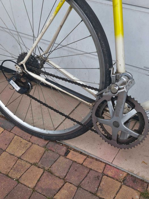 Rower szosowy 28" – stan bardzo dobry, garażowany