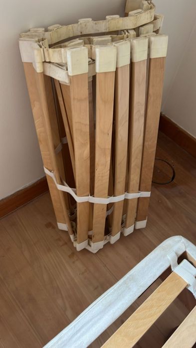 Cama casal 160m x 200m IKEA