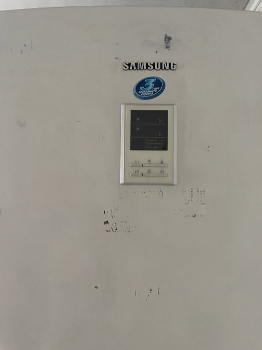 Холодильник Samsung модель RL44ECSW
