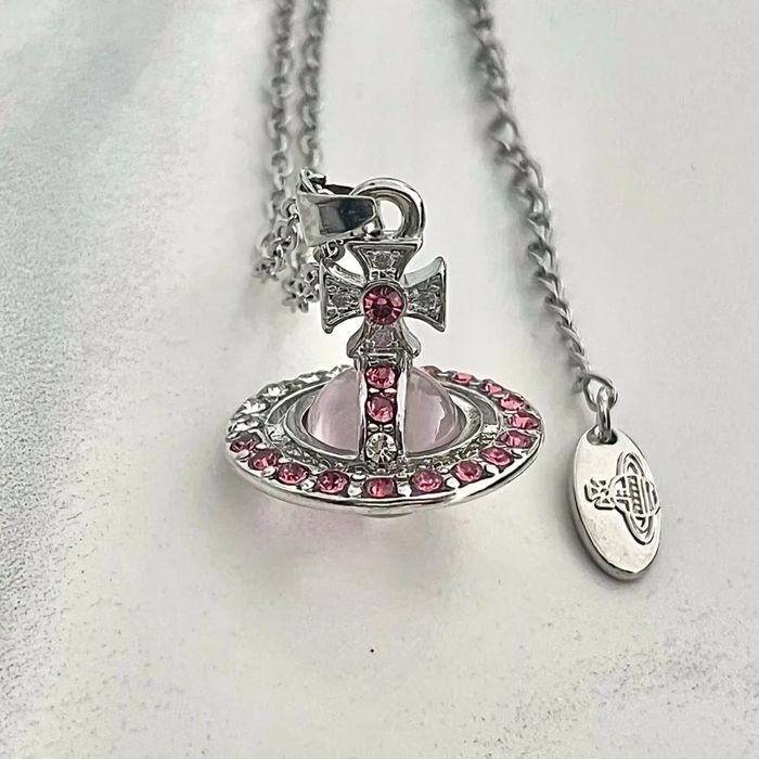 Vivienne Westwood Petite Orb naszyjnik srebrny różowy 3d saturn  nana cyrkonie pink orb