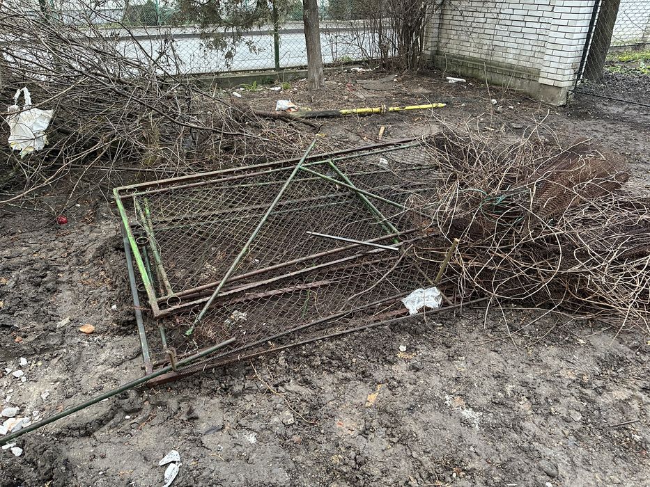 Металобрухт, сітка, труби старі