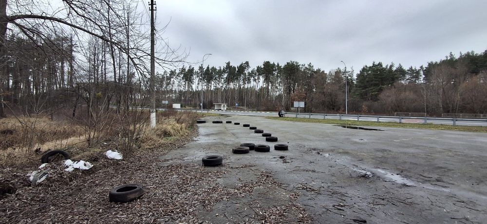Фасадна ділянка на Варшавській трасі під комерцію 30 сот. для бізнеса!