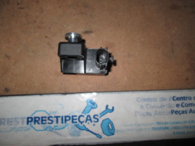 Sensor airbag frente esquerdo RENAULT Megane I Classic (LA0/1_)