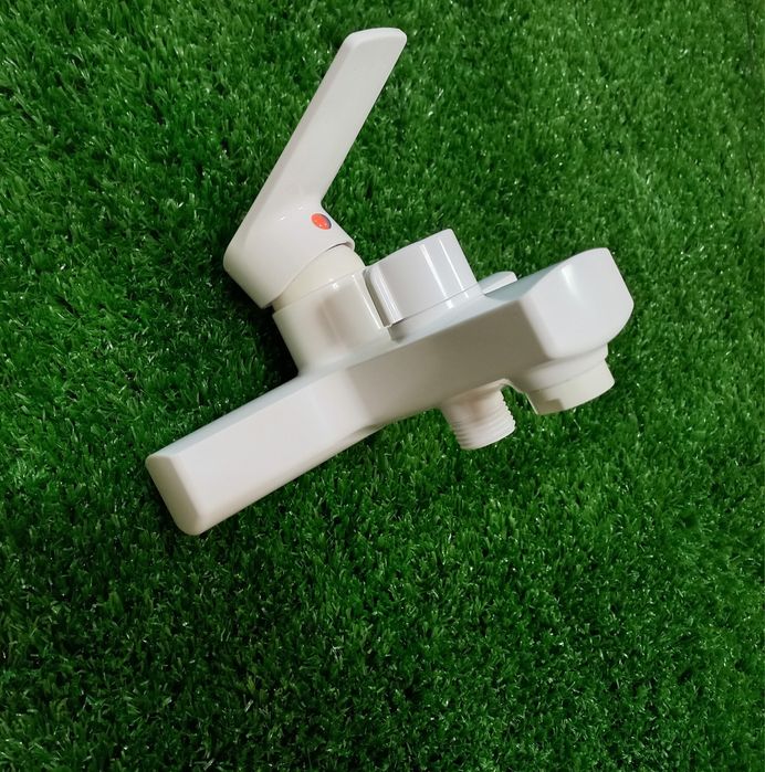 СУПЕР ПЛАСТИК ! Смеситель/змішувач/кран для ванны из пластика