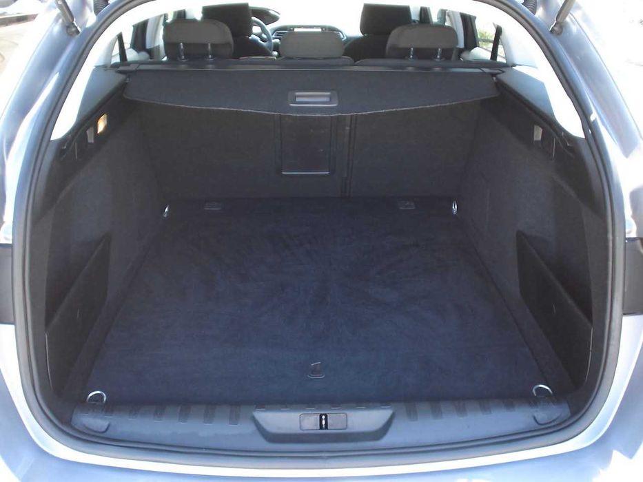 Peugeot 308 bom estado geral