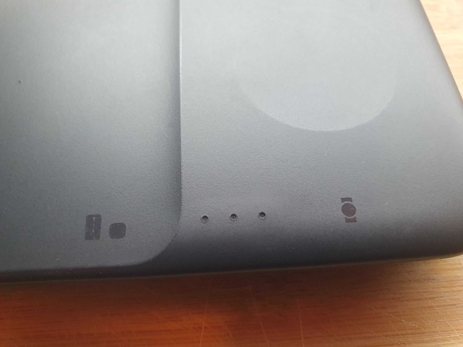 Samsung EP-P6300 Carregador Sem Fios Triplo - Preto