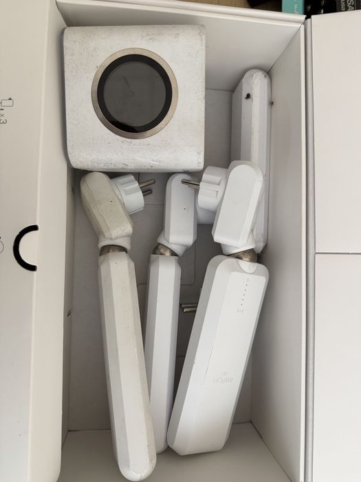 Router Ubiquiti AMPLIFI + 4 punkty mesh