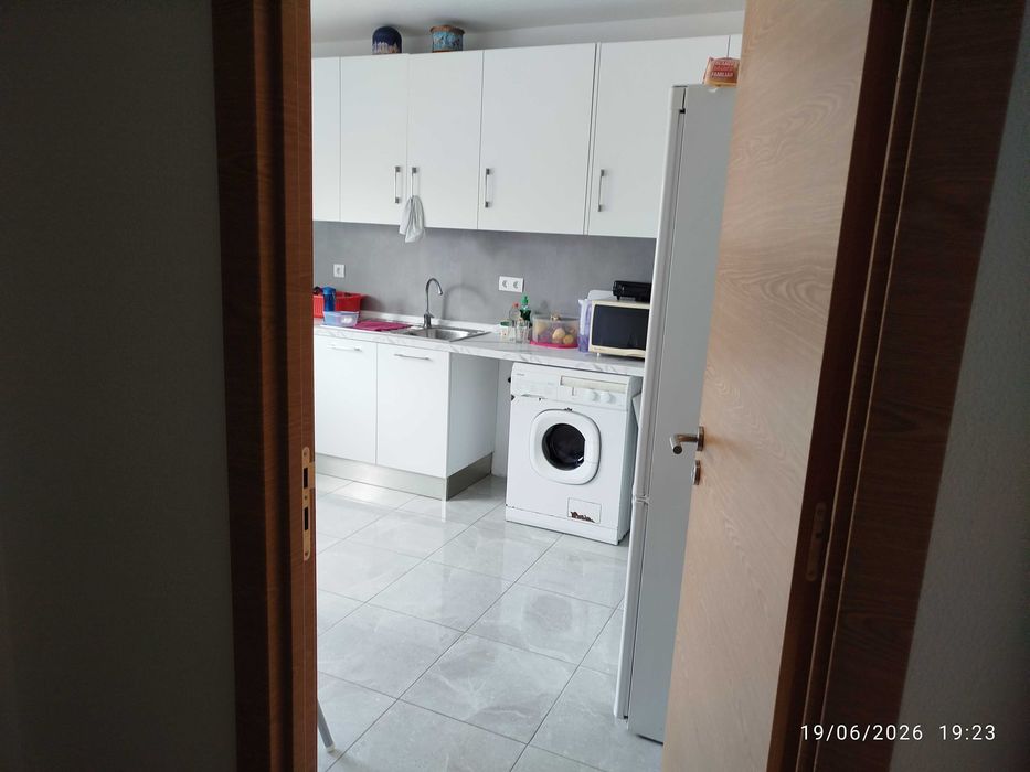 Quarto individual para arrendar