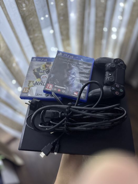 PlayStation 4 pro+ 5 ігор!