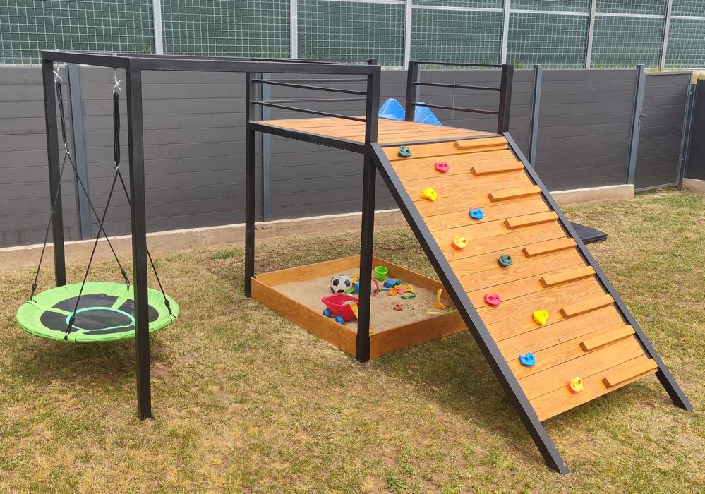Nowoczesny Plac Zabaw LOFT – Solidna Konstrukcja Stalowa