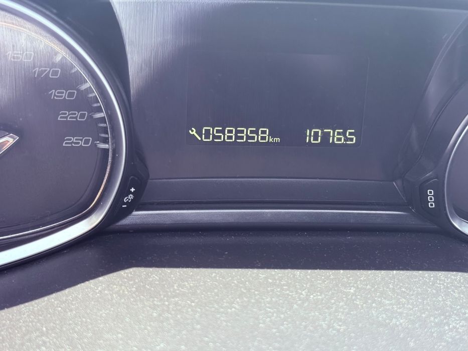 Peugeot 308 SW — fotografia 5