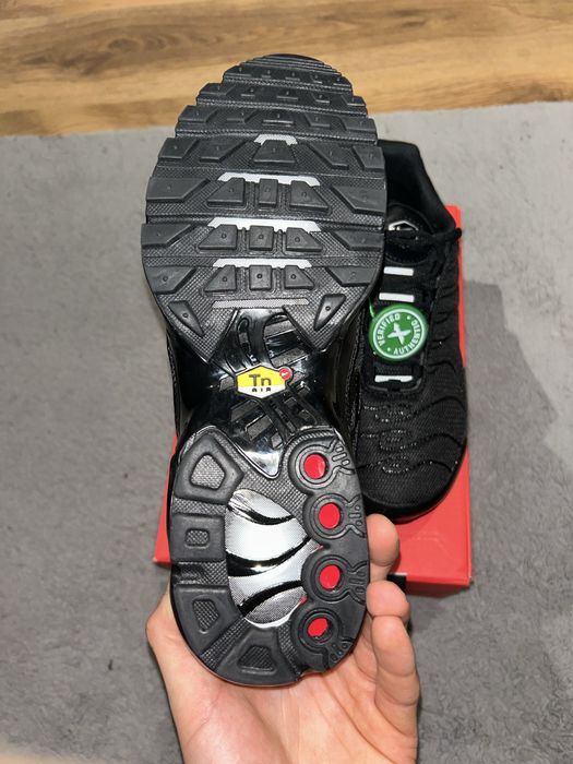 Nike Tn nowe z pudelkiem 42