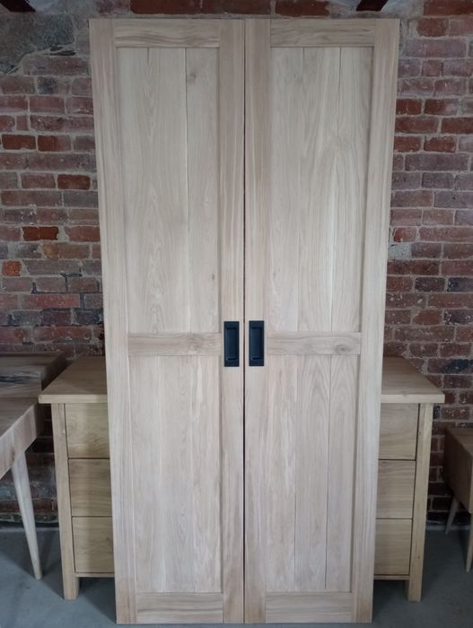 Drzwi dębowe, przesuwne