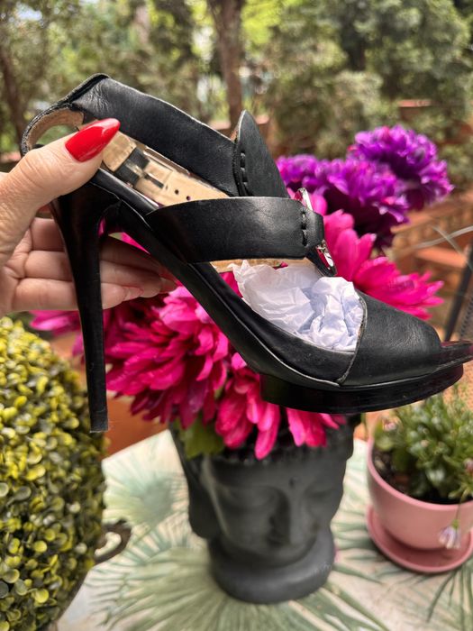 Sandałki na szpilce Michael Kors 38