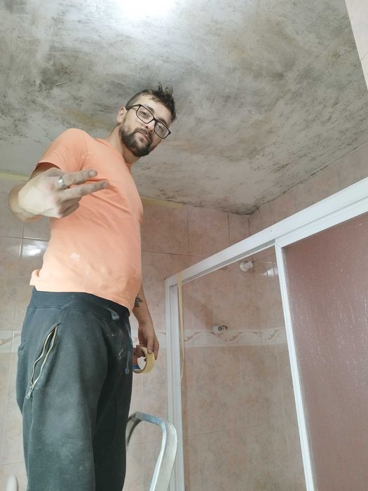 Equipa de pinturas interiores e exteriores