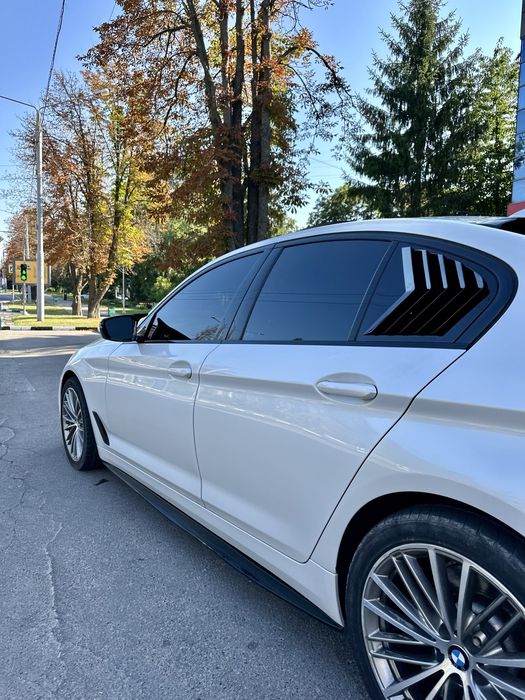 BMW 5 Series 2020 VIN WBAJS3C0XLCE08651 фото оголошення 10 з 12