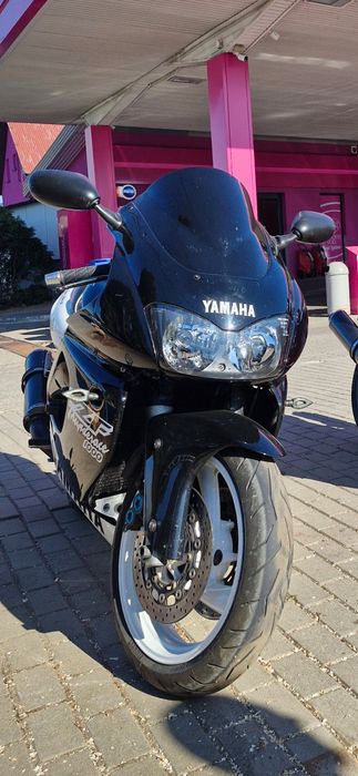 Yamaha Thunderace YZF 1000 R