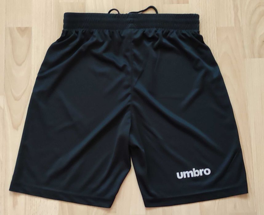 Umbro spodenki sportowe r. S