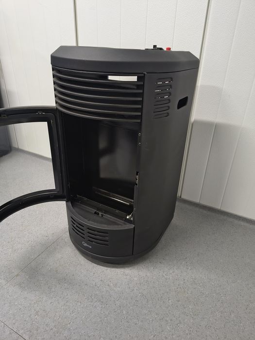 Piecyk Gazowy Ogrzewacz Tarasowy Kominek QLIMA GH8034 3,4kW Sprawny !