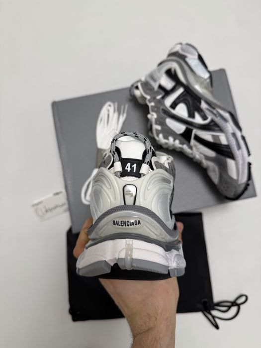 кроссовки кросівки Balenciaga Runners white grey  41 42