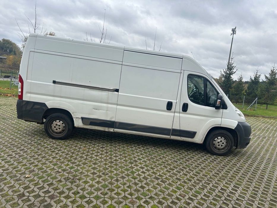 wynajem samochodów wypożyczalnia aut rent a car VANY osobowe Suv kombi