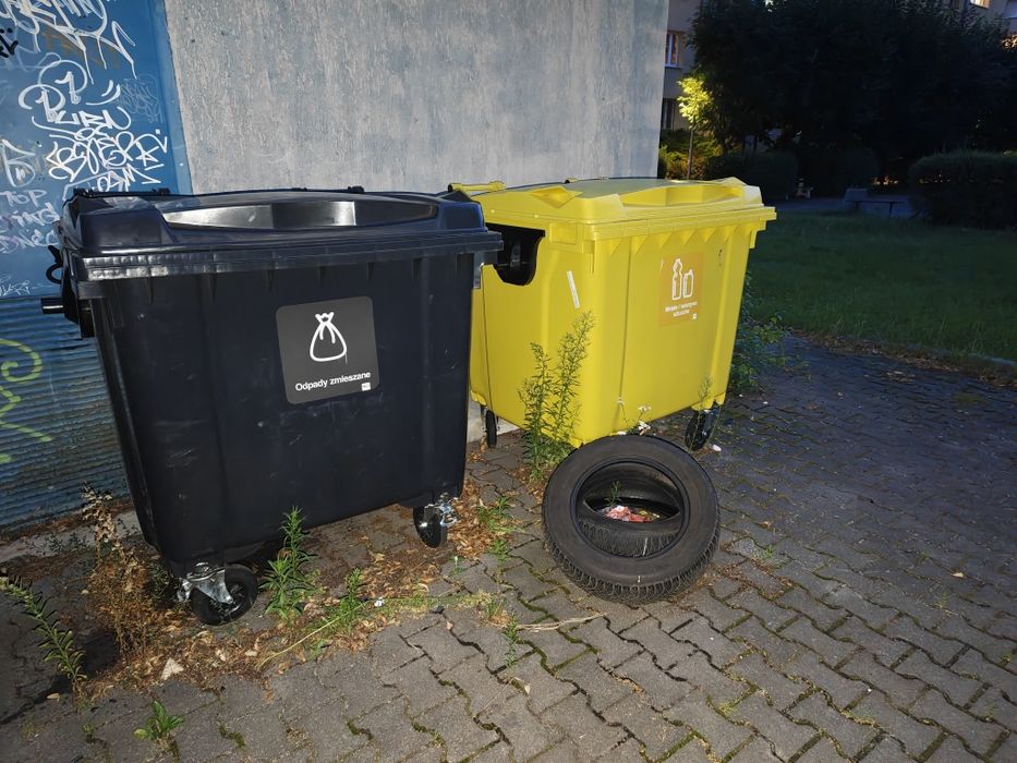 Kontenery na śmieci