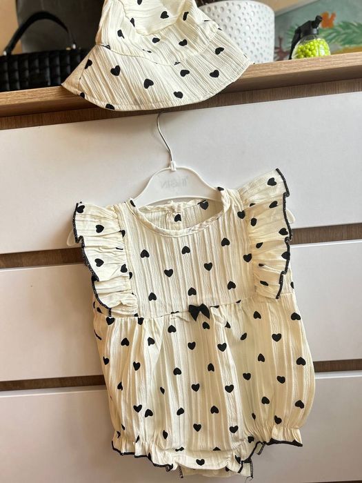 Боді, бодік на 6-9міс новий