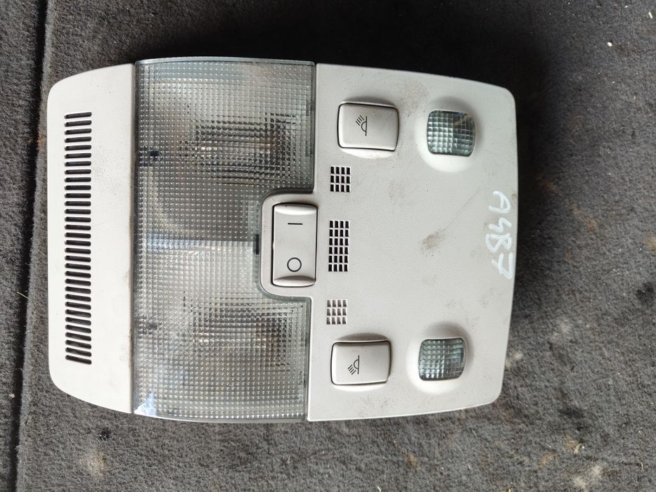 Lampa przód lampka audi A4 b6 b7