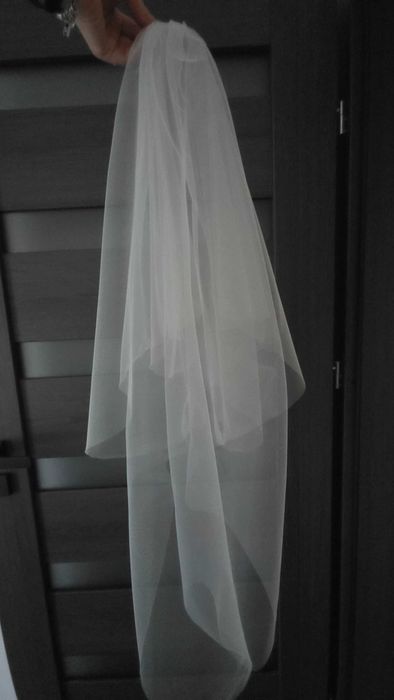 Tiulowy welon śmietankowy (ivory) dwuwarstwowy - krótki