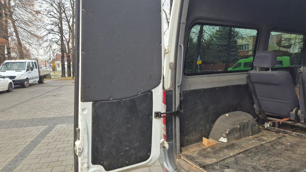 Mercedes-Benz Sprinter  210 CDI 2,2  9 osobowyI 2011 fv 23%