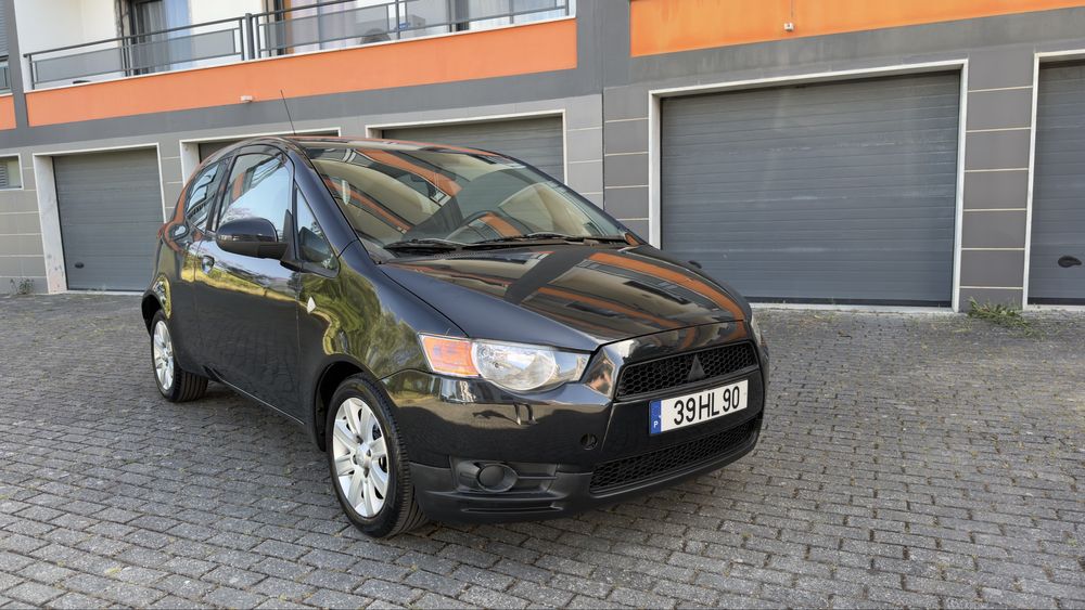 Mitsubishi colt 1.1 Ar Condicionado