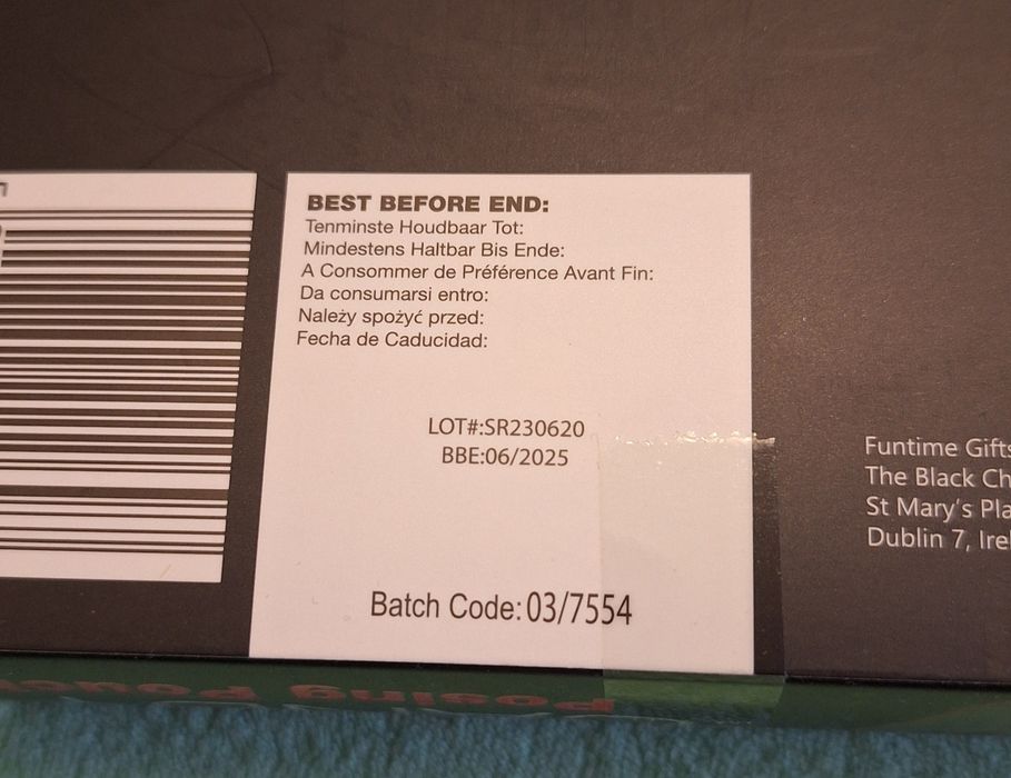 Stringi męskie z cukierków, koralików