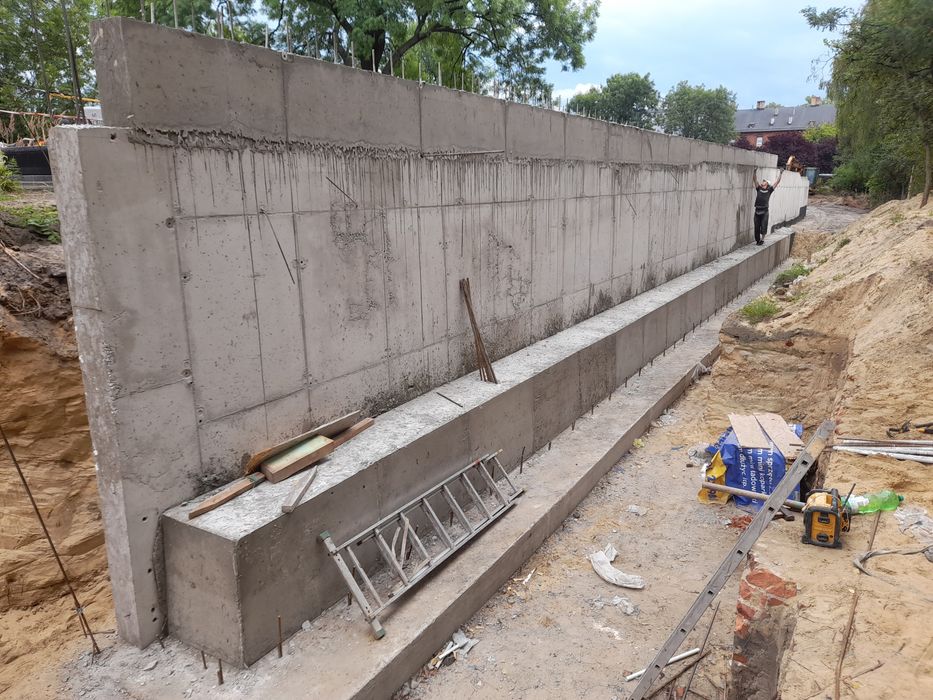 Wynajem szalunki ścienne fundamenty stopy mur oporowy płyty tekko pcv