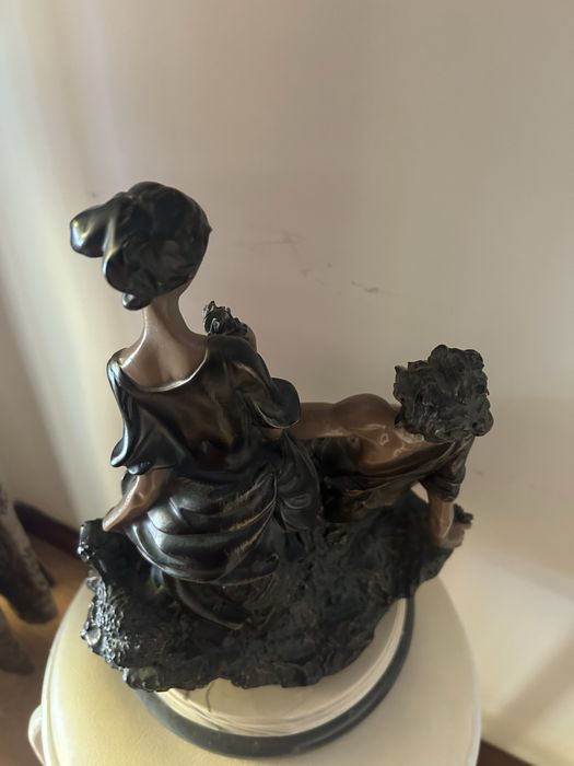 Estatueta classica estilo Art Nouveau 34 cm - 6,3 lg