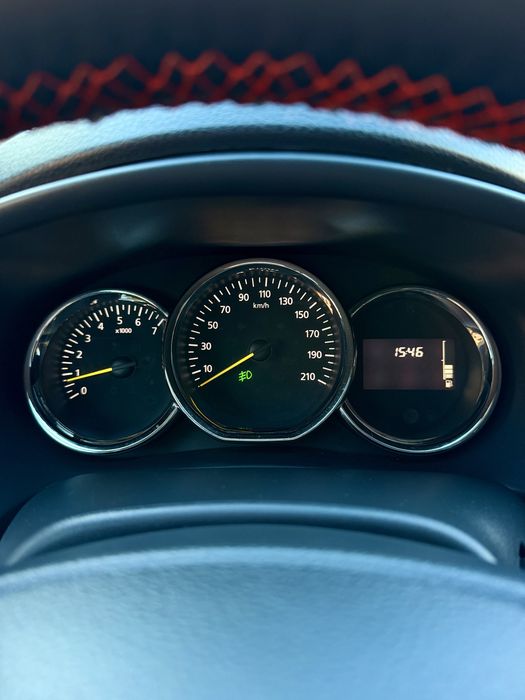 Рено Сандеро офіційний 1.6 ГАЗ/Бенз