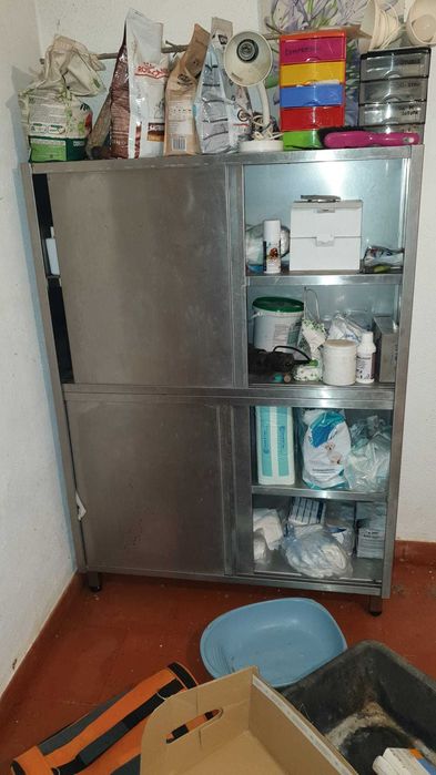 Vendo material para clinica veterinaria