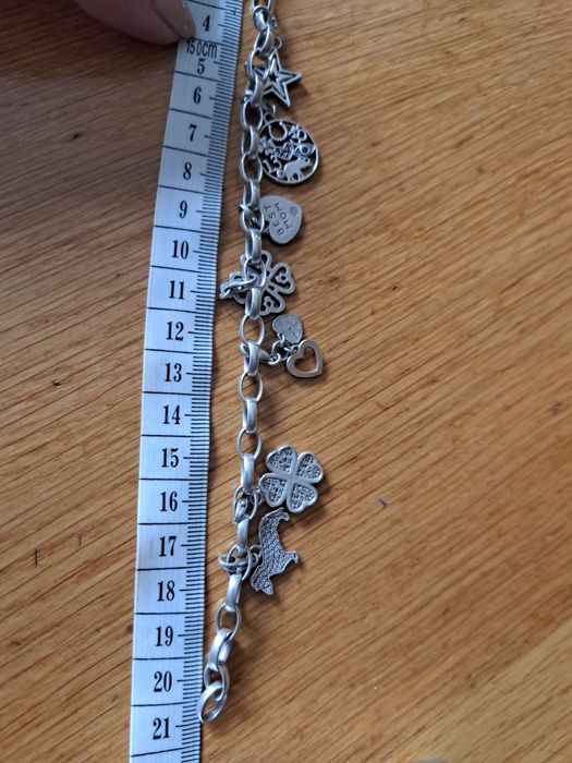 Srebrna bransoletka Thomas Sabo z przywieszkami