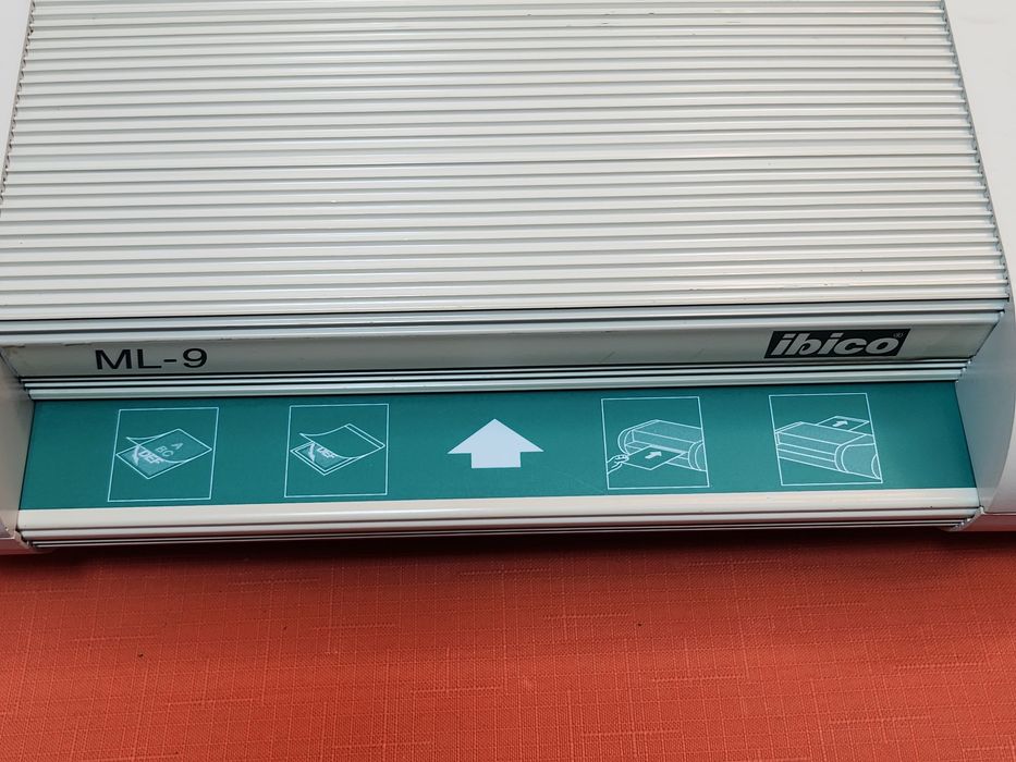 laminator Ibico ML-9.