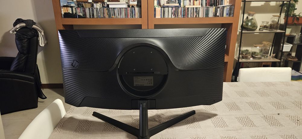 Samsung odyssey g5 32 polegadas