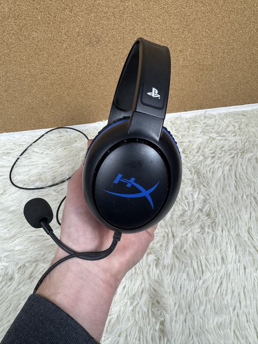 Ігорва гарнітура для спілкування і чату від hyper x для Sony PS 4-5