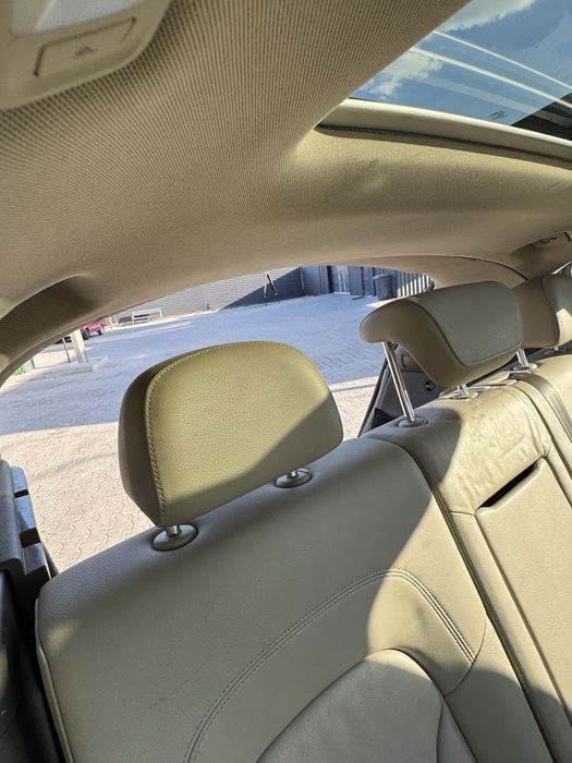 Продам Audi Q5 2010