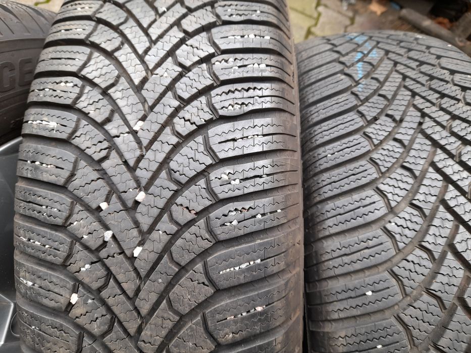 Opony zimowe 215/65r17  bridgestone  komplet  2022r