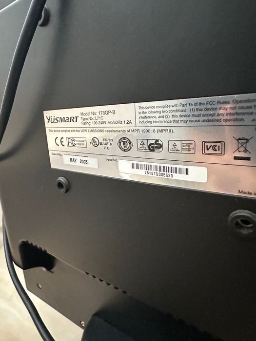 Monitor LCD Yüsmart 17"  178QP-B
