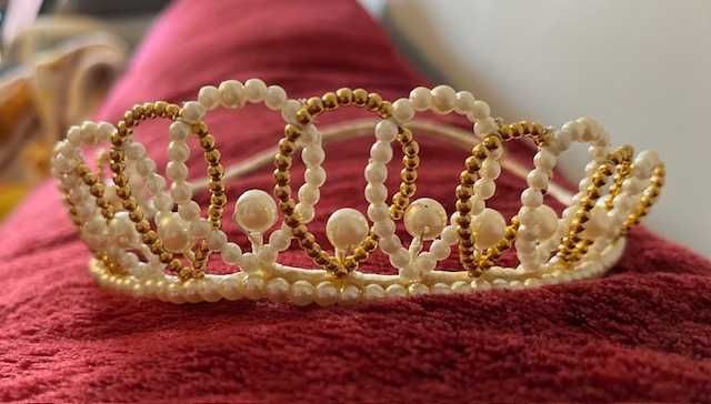 Tiara com perolas